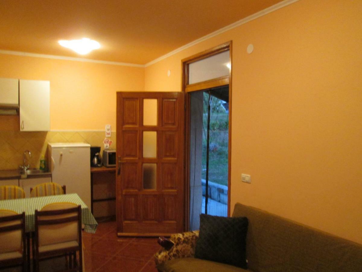 Apartman Vojskovic Gračišće Eksteriør billede